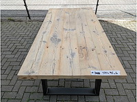 Tuintafel rustiek grenenhout 180 x 95 x 78cm. metalen u onderstel - afbeelding 3 van  3