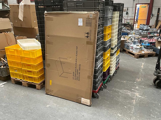 Tuintafel - afbeelding 1 van  4