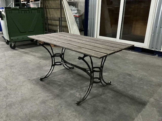 Tuintafel - afbeelding 1 van  4