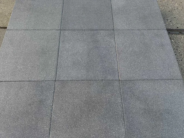 Tuintegels van beton (ca. 122,4m²) - afbeelding 4 van  4