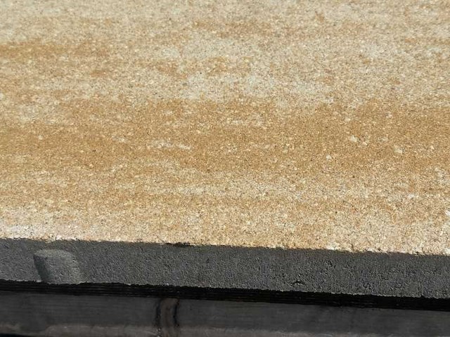 Tuintegels van beton (ca. 30,2m²) - afbeelding 2 van  5