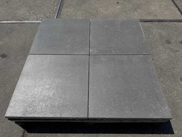 Tuintegels van beton (ca. 45,3m²) - afbeelding 3 van  4