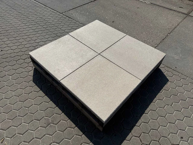 Tuintegels van beton (ca. 45,3m²) - afbeelding 3 van  4