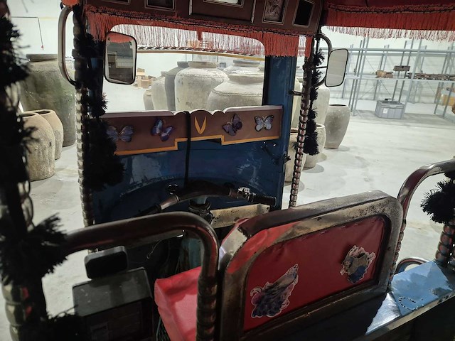 Tuk tuk - afbeelding 2 van  2