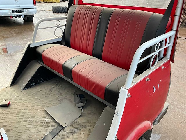 Tuktuk - afbeelding 2 van  12