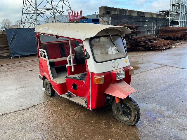 Tuktuk - afbeelding 5 van  12