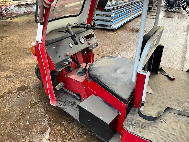 Tuktuk - afbeelding 9 van  12