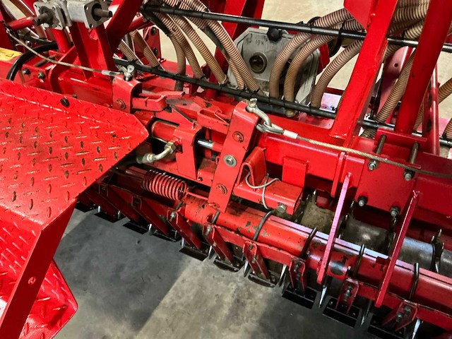 Tulip 2 1080 0000 pneumatische zaaimachine - afbeelding 15 van  46