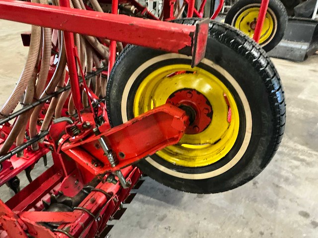 Tulip 2 1080 0000 pneumatische zaaimachine - afbeelding 26 van  46