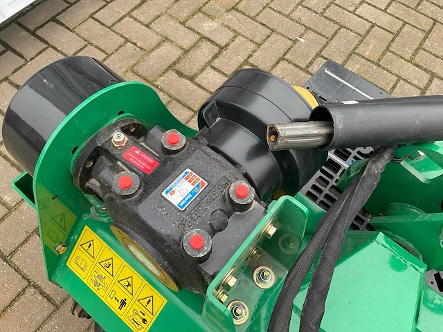 Tüller klepelmaaier - afbeelding 6 van  9