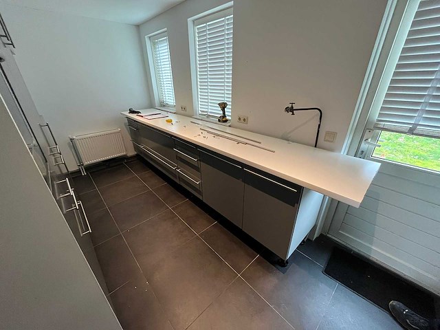 Tulp - keuken - afbeelding 12 van  28