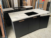 Tulp keukenopstelling