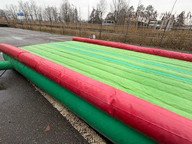 Tumbling / buikschuifbaan - afbeelding 4 van  8