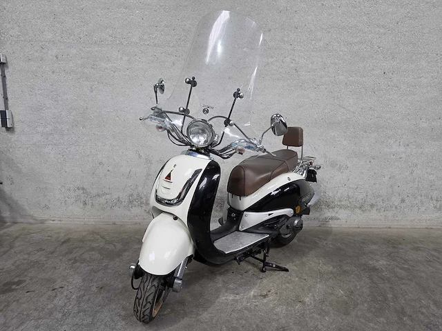 Turbho - snorscooter - rg-50 - brommer - afbeelding 4 van  7