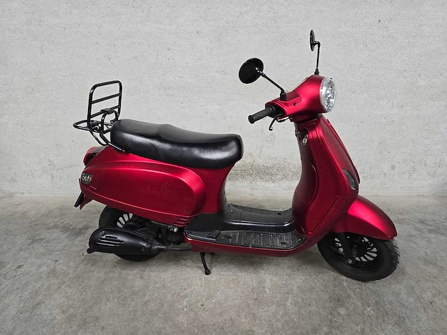 Turbho - snorscooter - rl-50 e4 - 4t 25km uitvoering drj99v - afbeelding 2 van  7