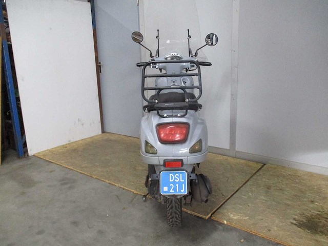 Turbho - snorscooter -nardo grey riva - scooter - afbeelding 8 van  10
