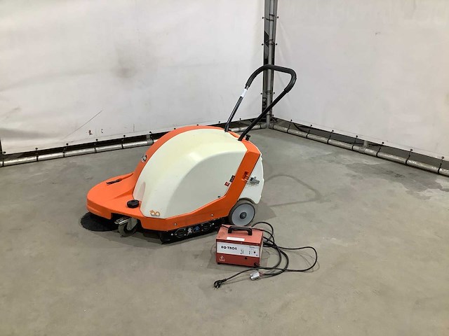 Turbo - twinny - veegmachine - afbeelding 1 van  9