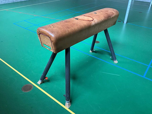 Turnbok - afbeelding 1 van  3