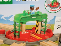 Turntable brio. - afbeelding 2 van  2