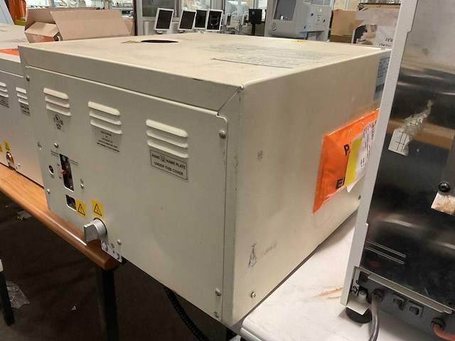 Tuttnauer 2540ea sterilizing unit - afbeelding 5 van  6