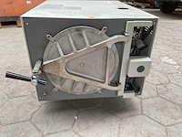 Tuttnauer 3870ea autoclave- steam sterilizer - afbeelding 4 van  10