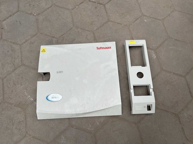 Tuttnauer 3870ea autoclave- steam sterilizer - afbeelding 8 van  10