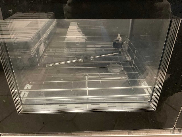 Tuttnauer disinfector washer - afbeelding 7 van  7