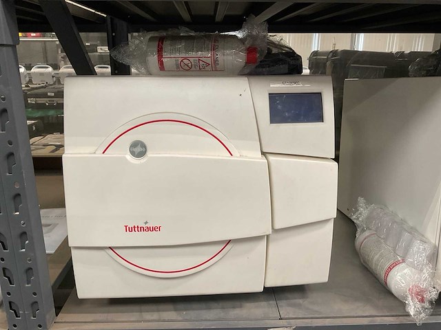 Tuttnauer elara 10 laboratorium-autoclave - afbeelding 2 van  4