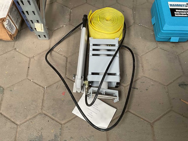 Tuxco tc-60 hydraulic tire constrictor - afbeelding 3 van  3