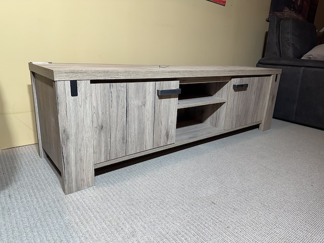 Tv-meubel - afbeelding 1 van  4