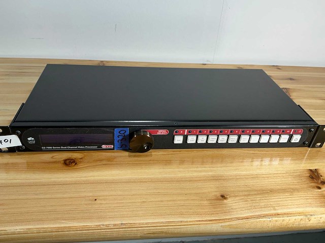 Tv one - various video equipment - afbeelding 2 van  5