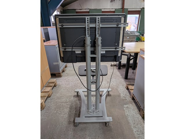 Tv op standaard philips - afbeelding 3 van  5