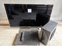 Tv samsung ue40d5000 (104 cm) met dvd-speler en subwoofer - afbeelding 1 van  1