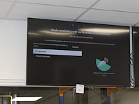 Tv samsung ue43du717ou aan muurbeugel met afstandsbediening. 43 inch. - afbeelding 1 van  1