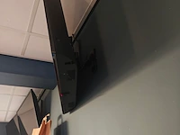 Tv scherm met muurbeugel, lg - afbeelding 2 van  4
