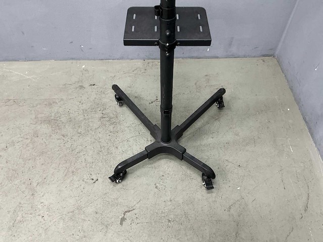 Tv standaard 140 cm - afbeelding 11 van  11