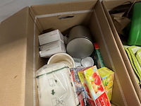 Tv, stofzuiger en keukenbenodigdheden - afbeelding 8 van  10