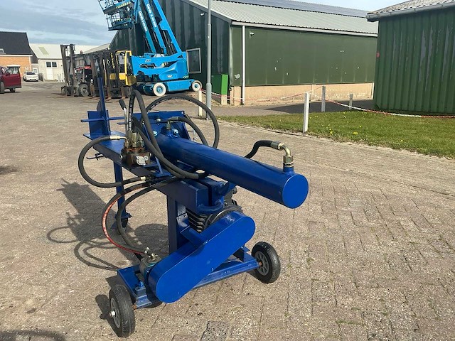 Tv wt5 5 ton kloofmachine - afbeelding 8 van  12
