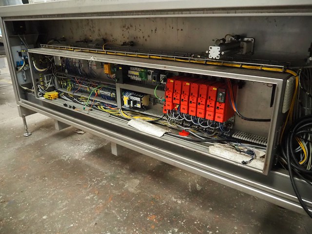 Tvi - afbeelding 3 van  17