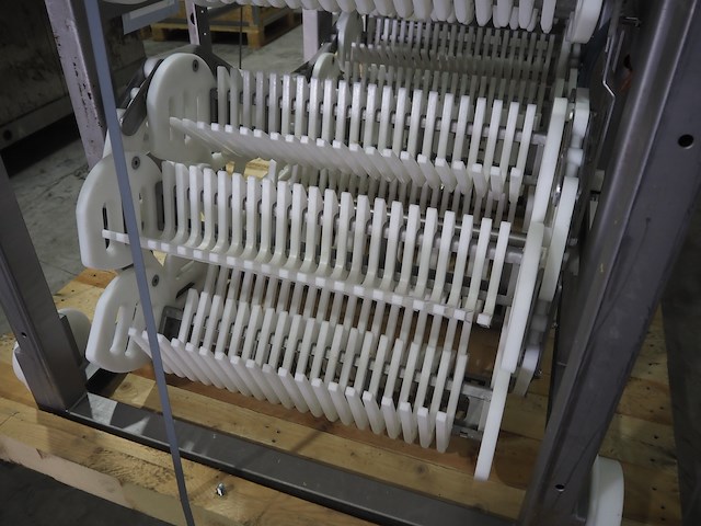 Tvi - afbeelding 11 van  39