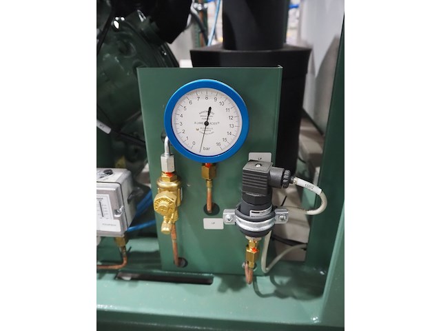 Tvi - afbeelding 28 van  39