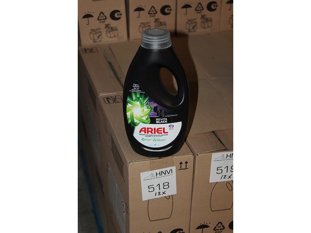 Twaalf dozen ariel revita black 0,75l. 48 flacons. - afbeelding 2 van  2