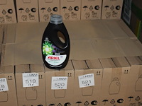 Twaalf dozen ariel revita black 0,75l. 48 flacons. - afbeelding 1 van  2