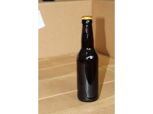 Twaalf dozen dubbel bier a 24 flessen. tht 1-11-26. - afbeelding 2 van  2