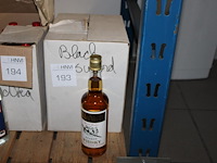 Twaalf flessen whisky black sword. - afbeelding 1 van  2