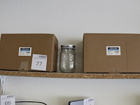 Twaalf glazen potten volila met maataanduiding en deksels. - afbeelding 1 van  3