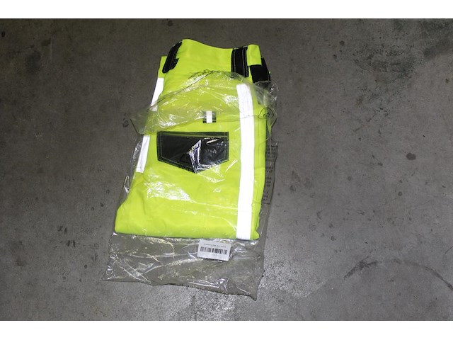 Twaalf js werkbroeken geel in diverse maten waaronder 50, 52 en 59. totaal twaalf stuks - afbeelding 2 van  2