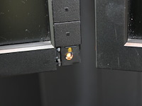 Twee 23 inch monitoren dell p2311hb op ergotron statief. let op: 1 kapje van aan-uit knop ontbreekt. - afbeelding 3 van  3