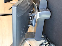 Twee 23 inch monitoren dell p2312ht op ergotron statief. - afbeelding 2 van  2