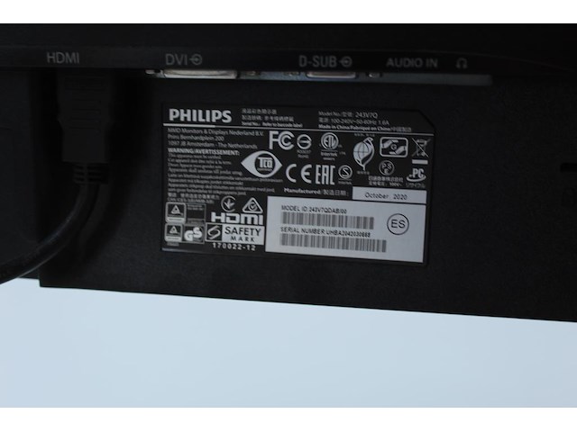 Twee beeldschermen philips 243v7q op verstelbare draagarm. met monitorlamp. - afbeelding 3 van  3